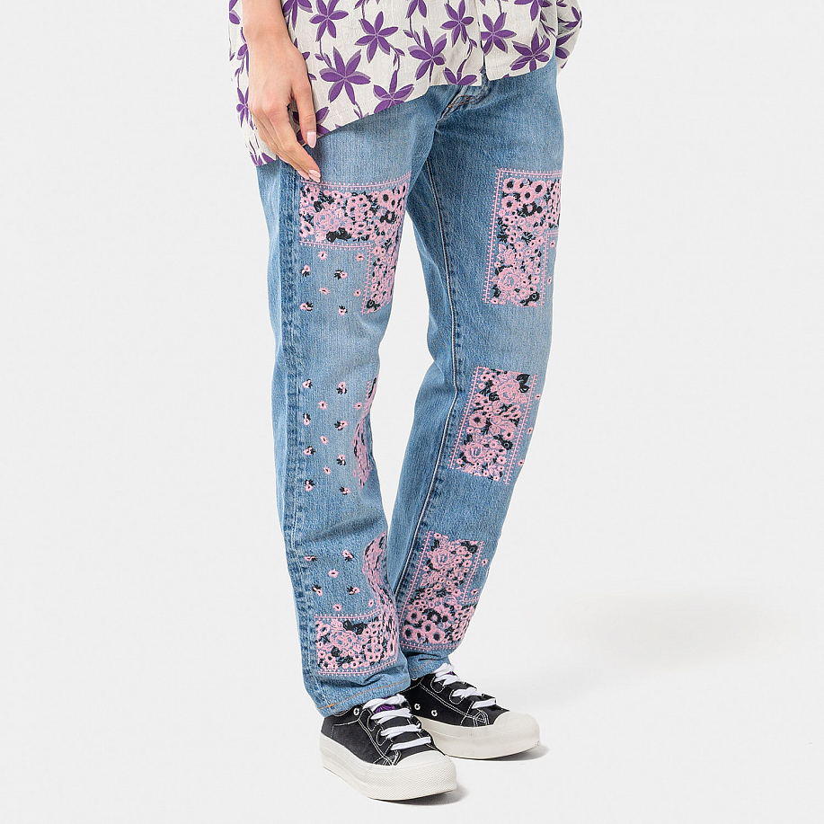 Джинсы NOMA T.D. BANDANA EMBROIDERY DENIM PANTS - 18 фото Джинсы NOMA T.D. BANDANA EMBROIDERY DENIM PANTS в интернет магазине Peakwww.peakstore.ru - 18 фото