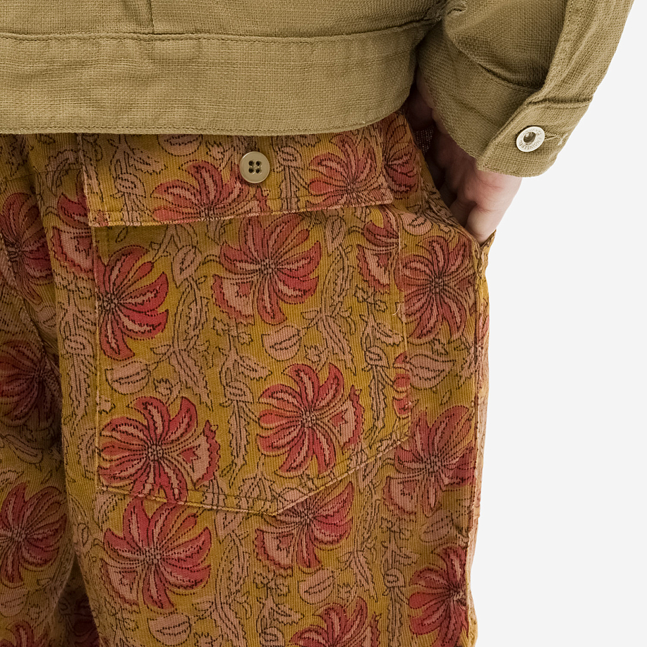 Шорты ENGINEERED GARMENTS FATIGUE SHORT FLORAL CORDUROY стильные в Peak Store - 8 фото Шорты ENGINEERED GARMENTS FATIGUE SHORT FLORAL CORDUROY в интернет магазине Peakwww.peakstore.ru - 8 фото