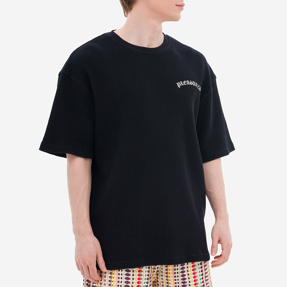 Футболка PLEASURES NEURAL THERMAL SHIRT в интернет-магазине Peak Conceptwww.peakstore.ru - 2 фото