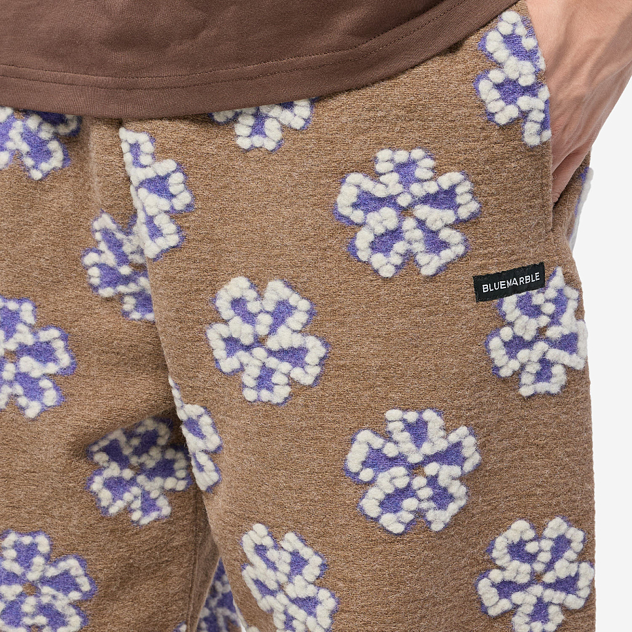 Спортивные брюки BLUEMARBLE FLOWER flEECE SWEATPANTS - 7 фото Спортивные брюки BLUEMARBLE FLOWER flEECE SWEATPANTS в интернет магазине Peakwww.peakstore.ru - 7 фото