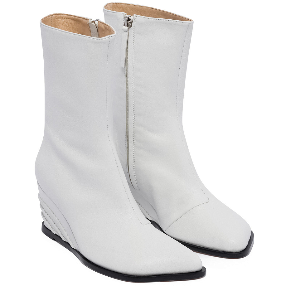 Сапоги Niccolo Pasqualetti OBLIQUA ANKLE WEDGE BOOTS - 10 фото Сапоги Niccolo Pasqualetti OBLIQUA ANKLE WEDGE BOOTS в интернет магазине Peakwww.peakstore.ru - 10 фото