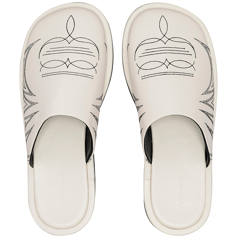 Тапочки ANDERSSON BELL WESTERN MULE SLIPPERS White - 7 фото Тапочки ANDERSSON BELL WESTERN MULE SLIPPERS в интернет магазине Peakwww.peakstore.ru - 7 фото