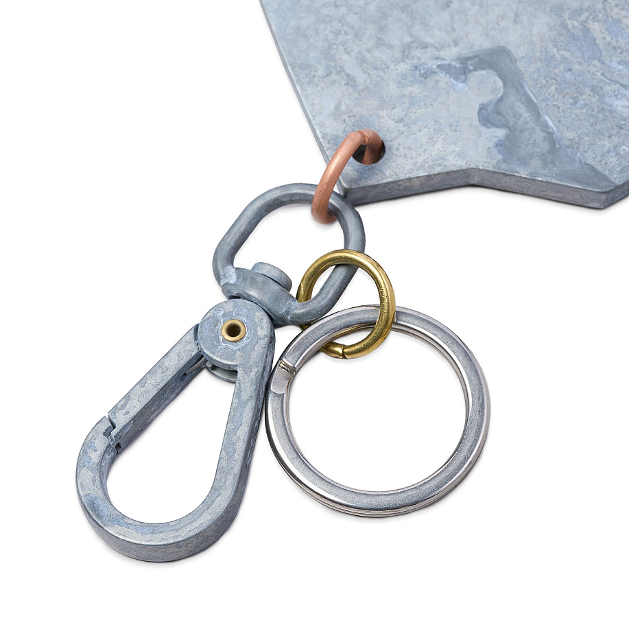 Брелок OBJECTS IV LIFE OBJECTS KEY CHARM в интернет-магазине Peak Conceptwww.peakstore.ru - 1 фото