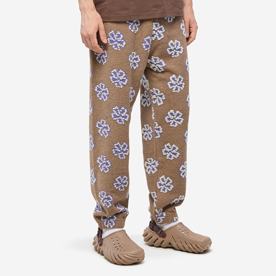 Спортивные брюки BLUEMARBLE FLOWER flEECE SWEATPANTS - 4 фото Спортивные брюки BLUEMARBLE FLOWER flEECE SWEATPANTS в интернет магазине Peakwww.peakstore.ru - 4 фото