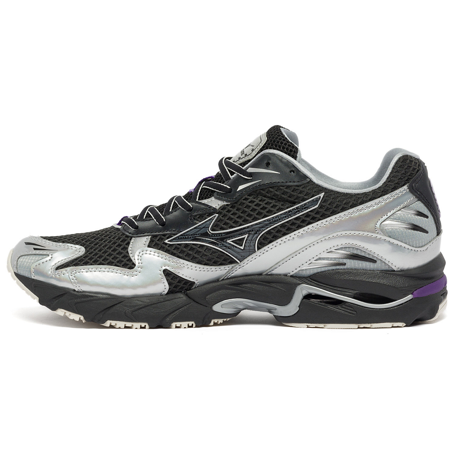 Кроссовки MIZUNO WAVE RIDER 10 BLACK/BLACK SAND/PURPLE HAZE - 5 фото Кроссовки MIZUNO WAVE RIDER 10 в интернет магазине Peakwww.peakstore.ru - 5 фото