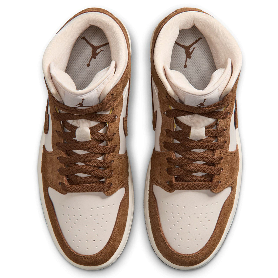 Высокие кеды NIKE WMNS AIR JORDAN 1 MID в интернет-магазине Peak Conceptwww.peakstore.ru - 10 фото
