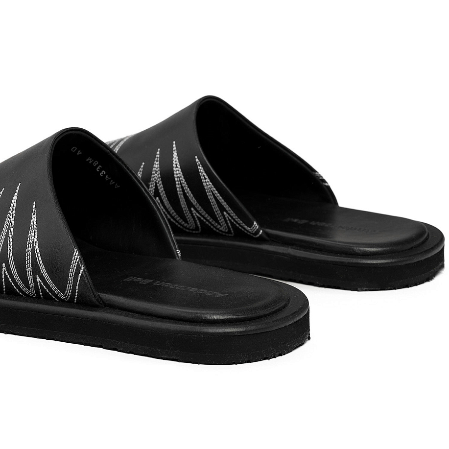Тапочки ANDERSSON BELL WESTERN MULE SLIPPERS BLACK - 6 фото Тапочки ANDERSSON BELL WESTERN MULE SLIPPERS в интернет магазине Peakwww.peakstore.ru - 6 фото